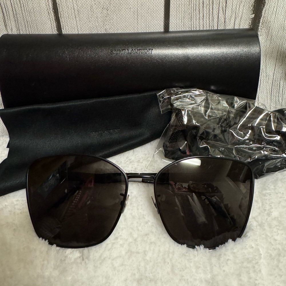 Oversized YSL sunglasses